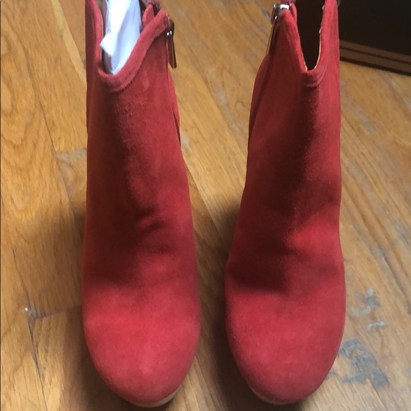 Kelsi Dagger Red Suede Booties- NWT - Picture 3 of 6